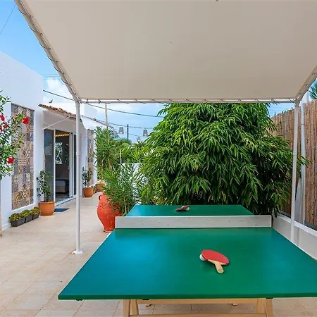 Petros Village Aparthotel 3*
