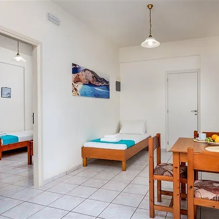 Petros Village 3*