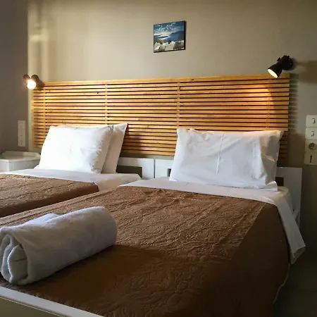 Aparthotel Petros Village 3*