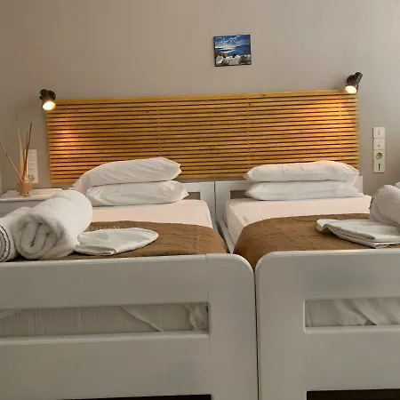 Aparthotel Petros Village 3*