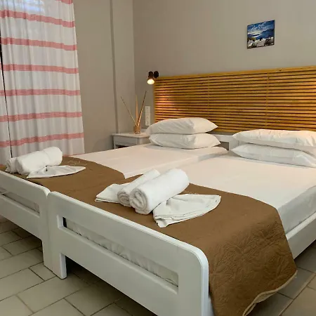 Aparthotel Petros Village 3*